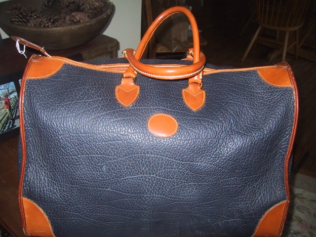 Can you help me date this Dooney & Bourke bag?