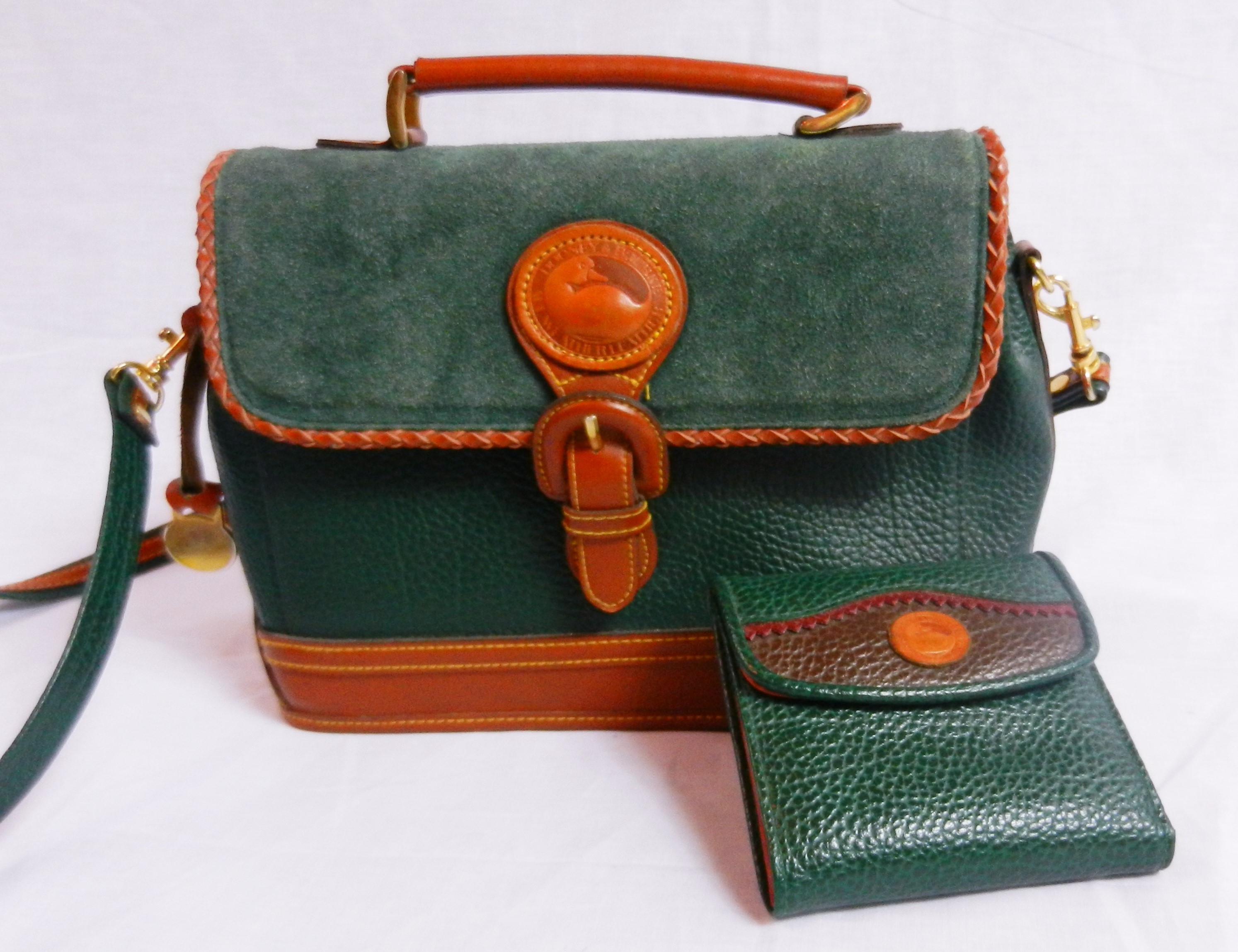Vintage Dooney & Bourke Doctor's Bag (AUTHENTIC)